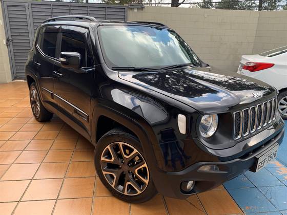 JEEP RENEGADE 2.0 16V TURBO DIESEL LONGITUDE 4P 4X4 AUTOMÁTICO JEEP RENEGADE 2.0 16V TURBO DIESEL LONGITUDE 4P 4X4 AUTOMÁTICO